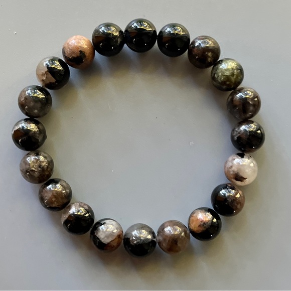 Natural Black Tourmaline Handcrafted Bead Bracelet - Picture 6 of 6